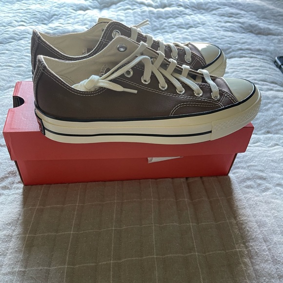 NWT WMNS Brown Converse Chuck Taylor Low Top Size 8 - Picture 7 of 12